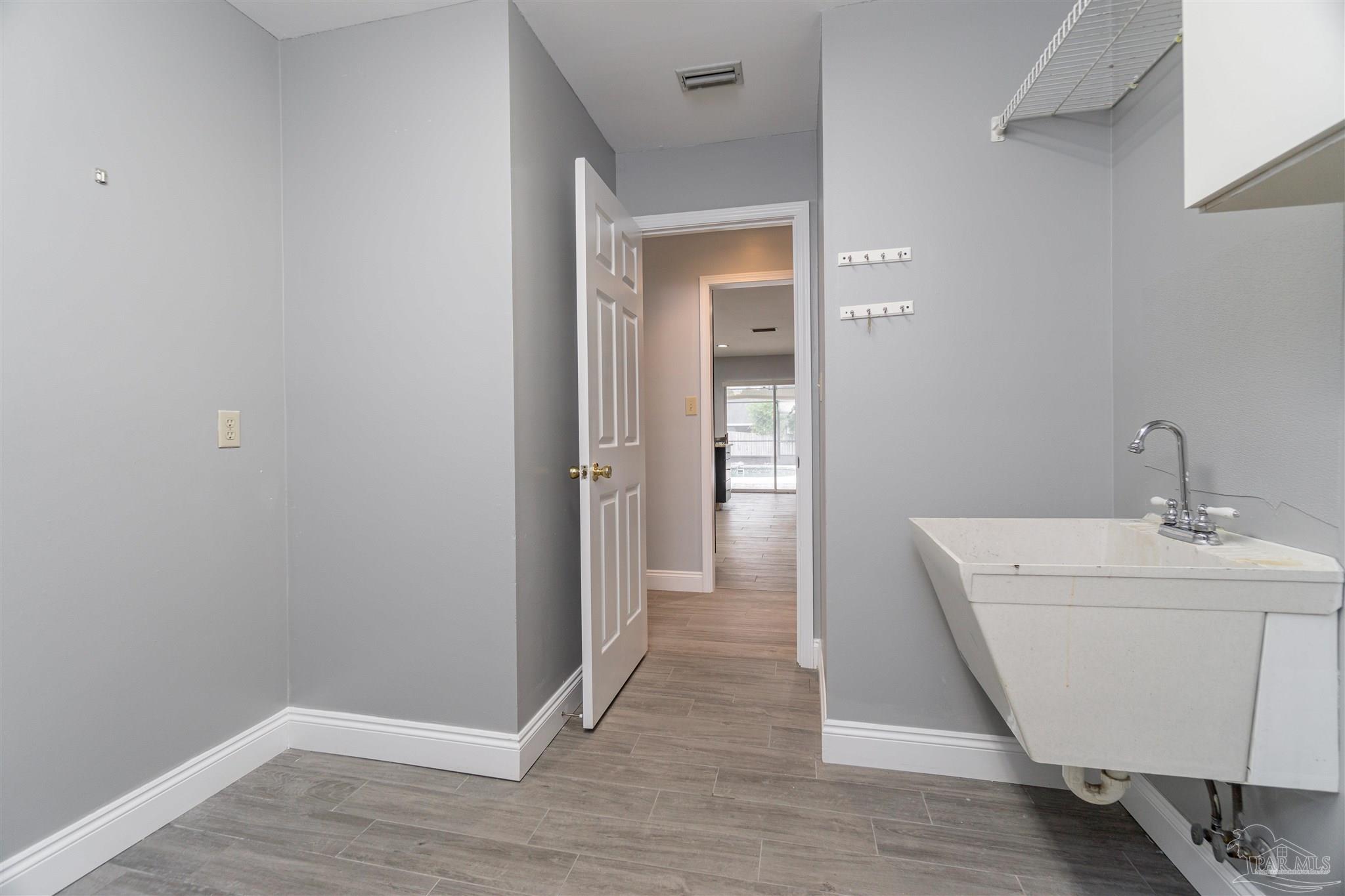 1441 Kings Road Cantonment, FL 32533 - Photo 23 of 38 Gallery Image 23
