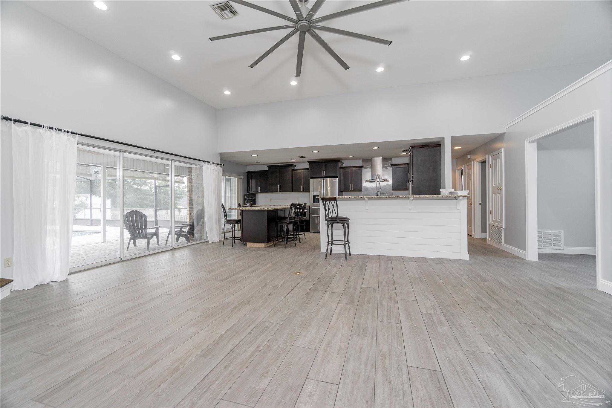 1441 Kings Road Cantonment, FL 32533 - Photo 5 of 38 Gallery Image 5