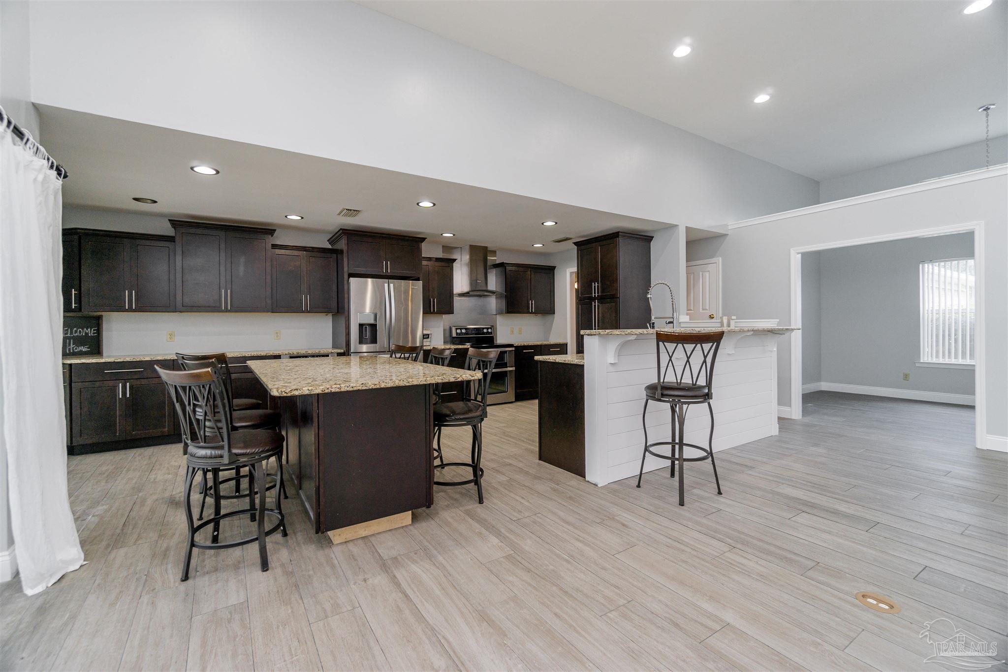 1441 Kings Road Cantonment, FL 32533 - Photo 6 of 38 Gallery Image 6