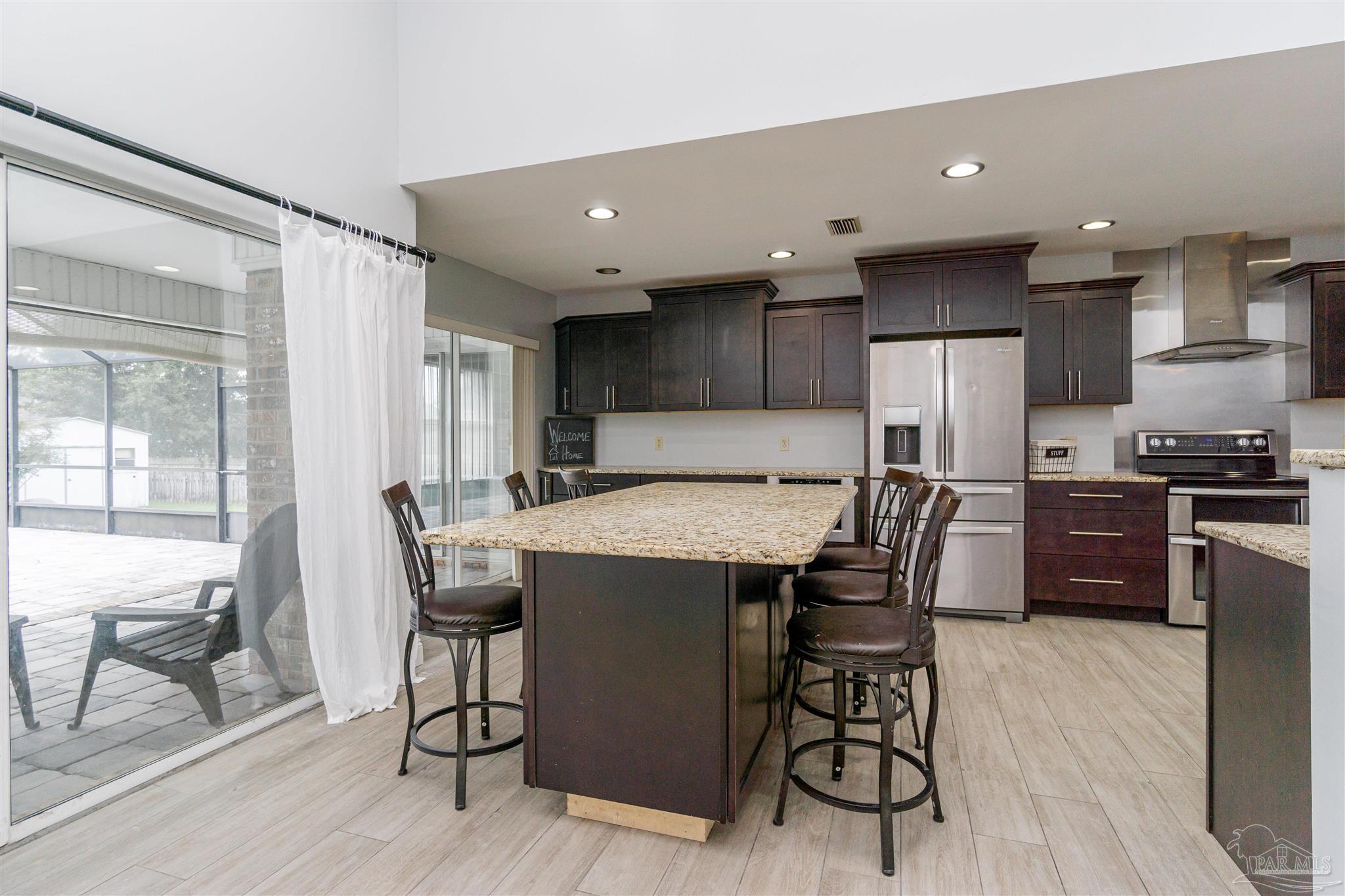 1441 Kings Road Cantonment, FL 32533 - Photo 7 of 38 Gallery Image 7
