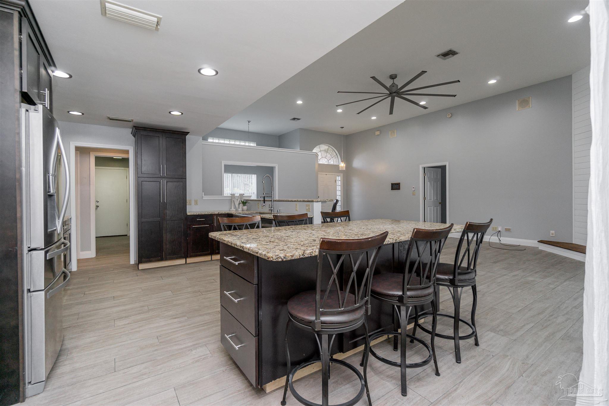 1441 Kings Road Cantonment, FL 32533 - Photo 9 of 38 Gallery Image 9
