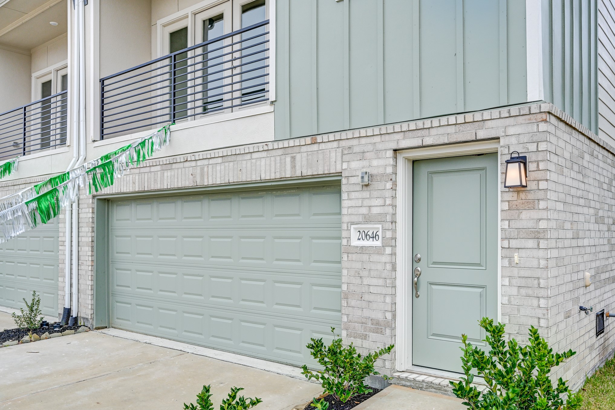 20646 Dynamic Court Humble, TX 77338 - Photo 3 of 40 a front view of a house with garage