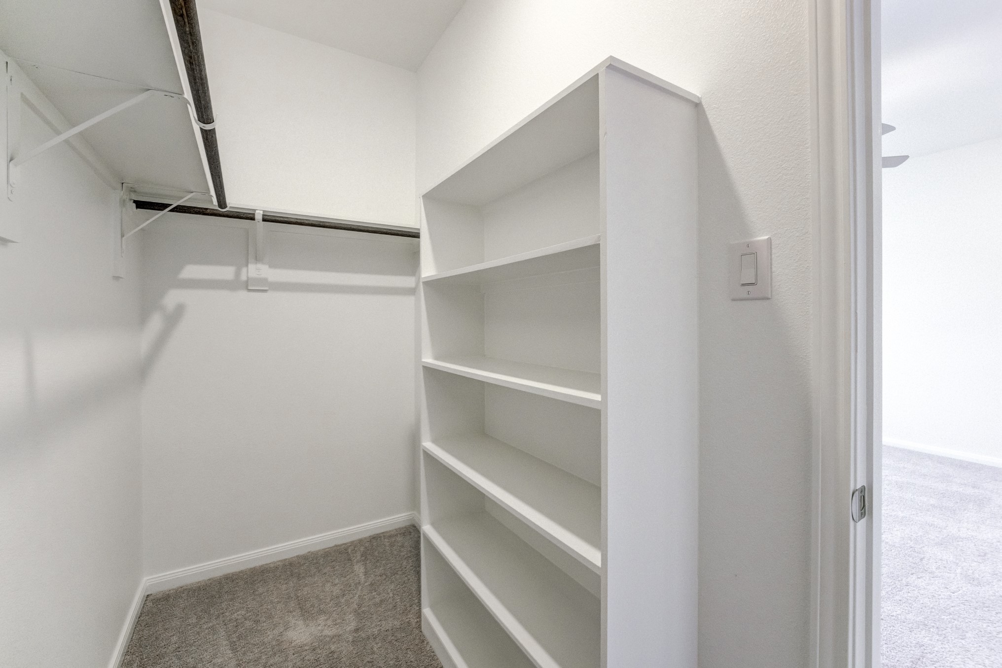 20646 Dynamic Court Humble, TX 77338 - Photo 33 of 40 a view of an empty walk in closet