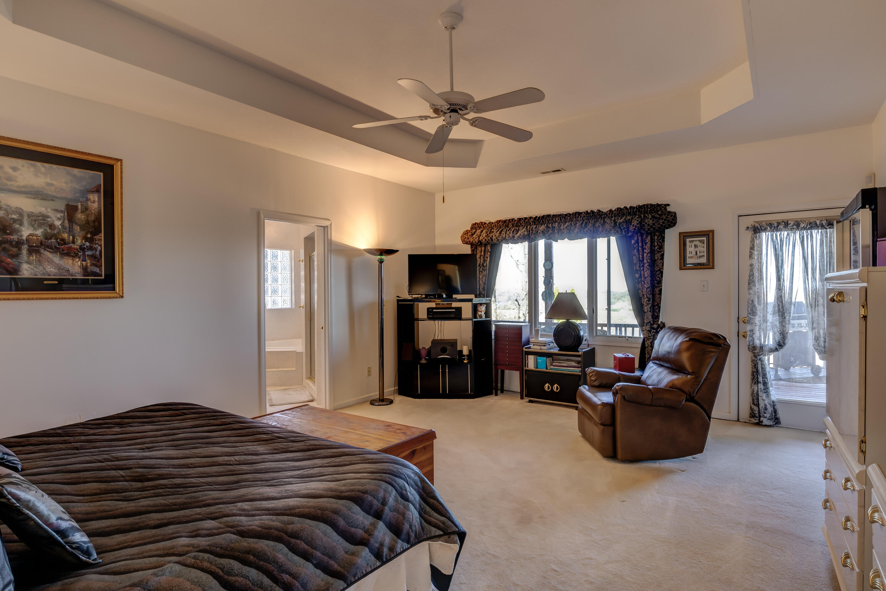 130 Bluffton Road Friendsville, TN 37737 - Photo 18 of 40 Master Bedroom Suite