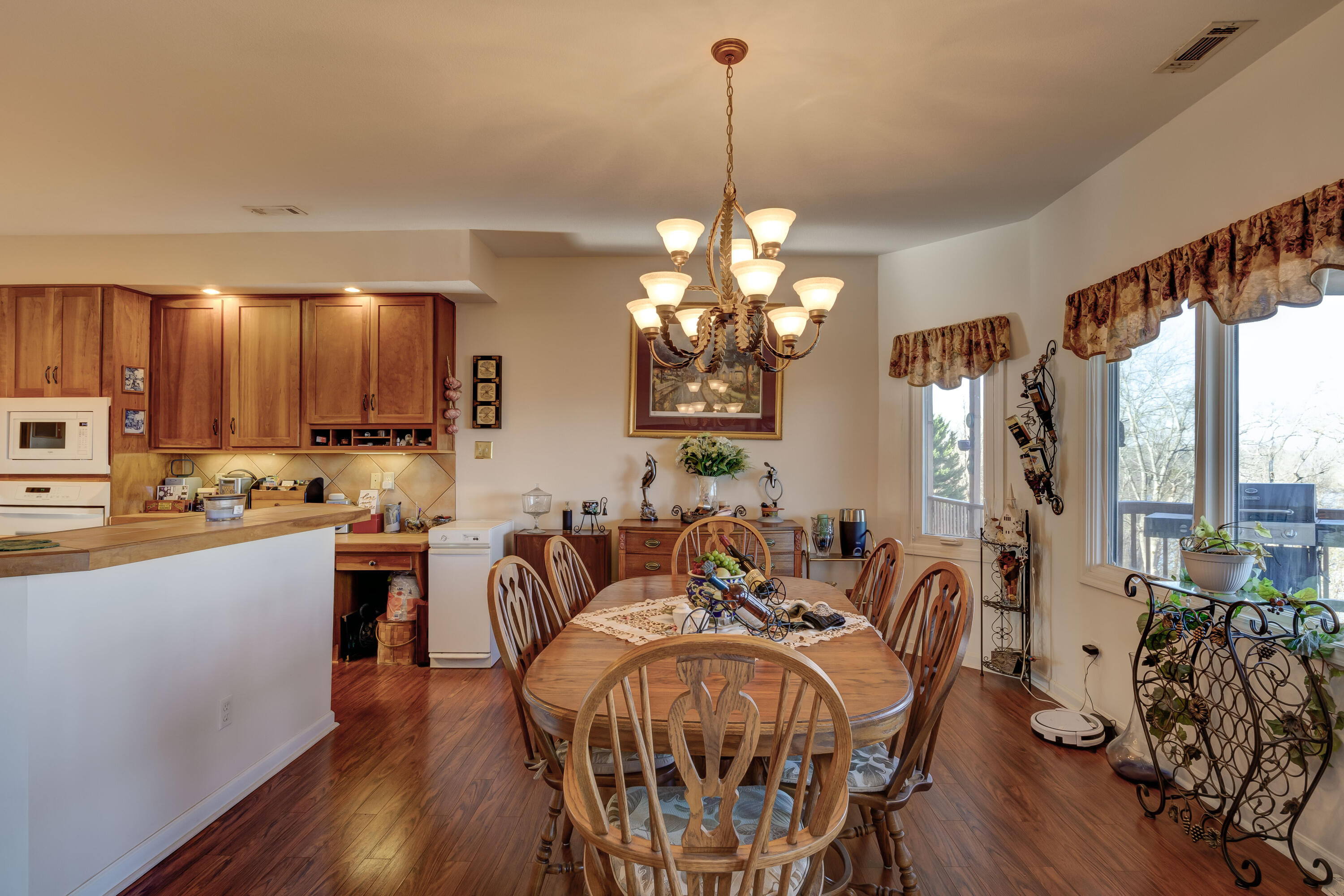130 Bluffton Road Friendsville, TN 37737 - Photo 10 of 40 Breakfast Room