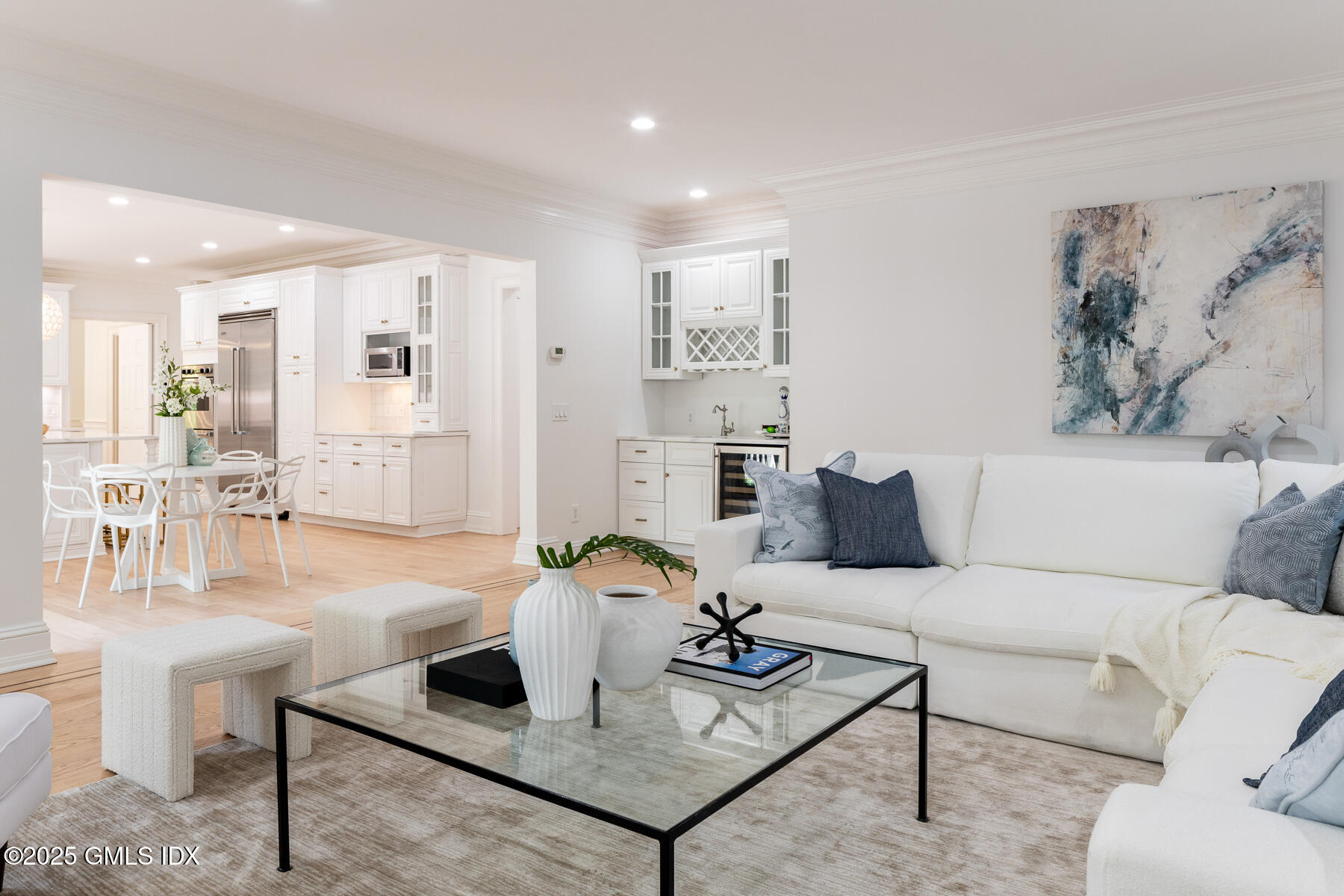 52 Breezemont Avenue Riverside, CT 06878 - Photo 12 of 27 Family Room