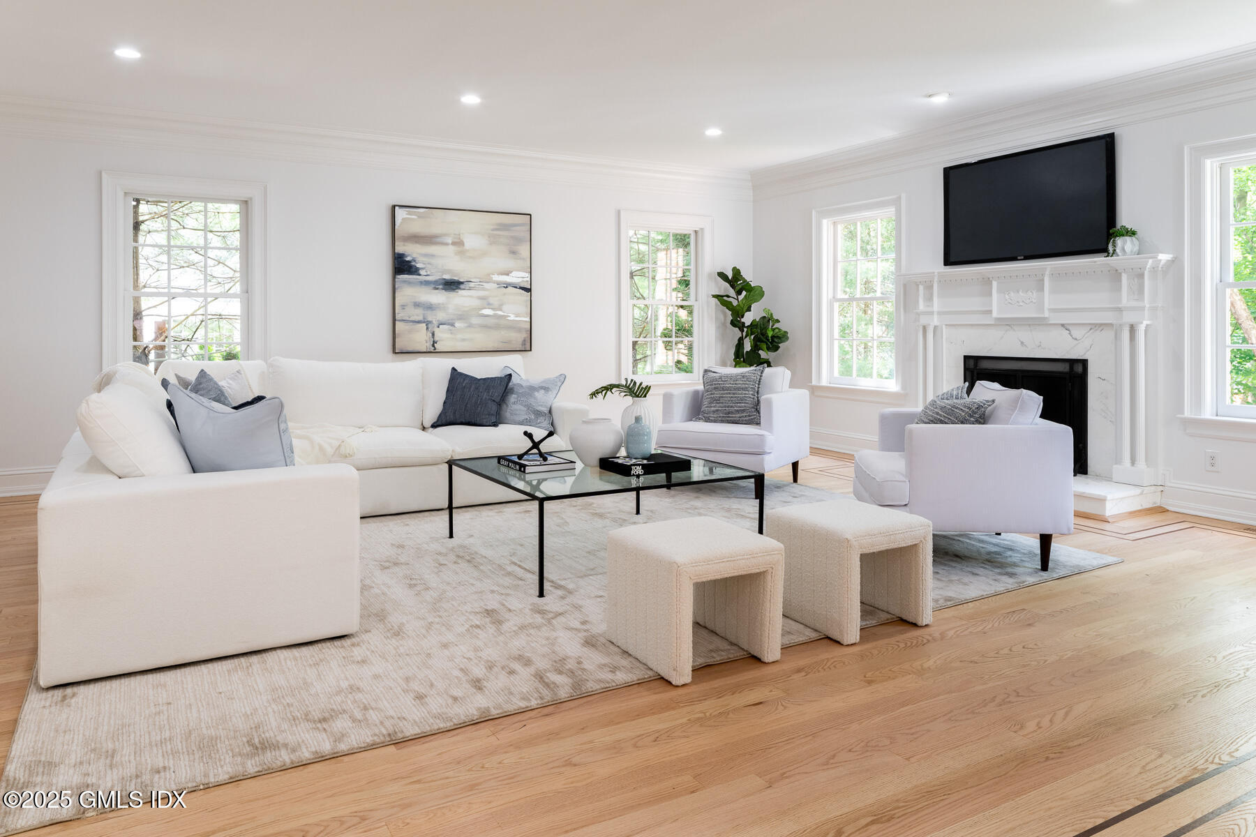 52 Breezemont Avenue Riverside, CT 06878 - Photo 13 of 27 Family Room