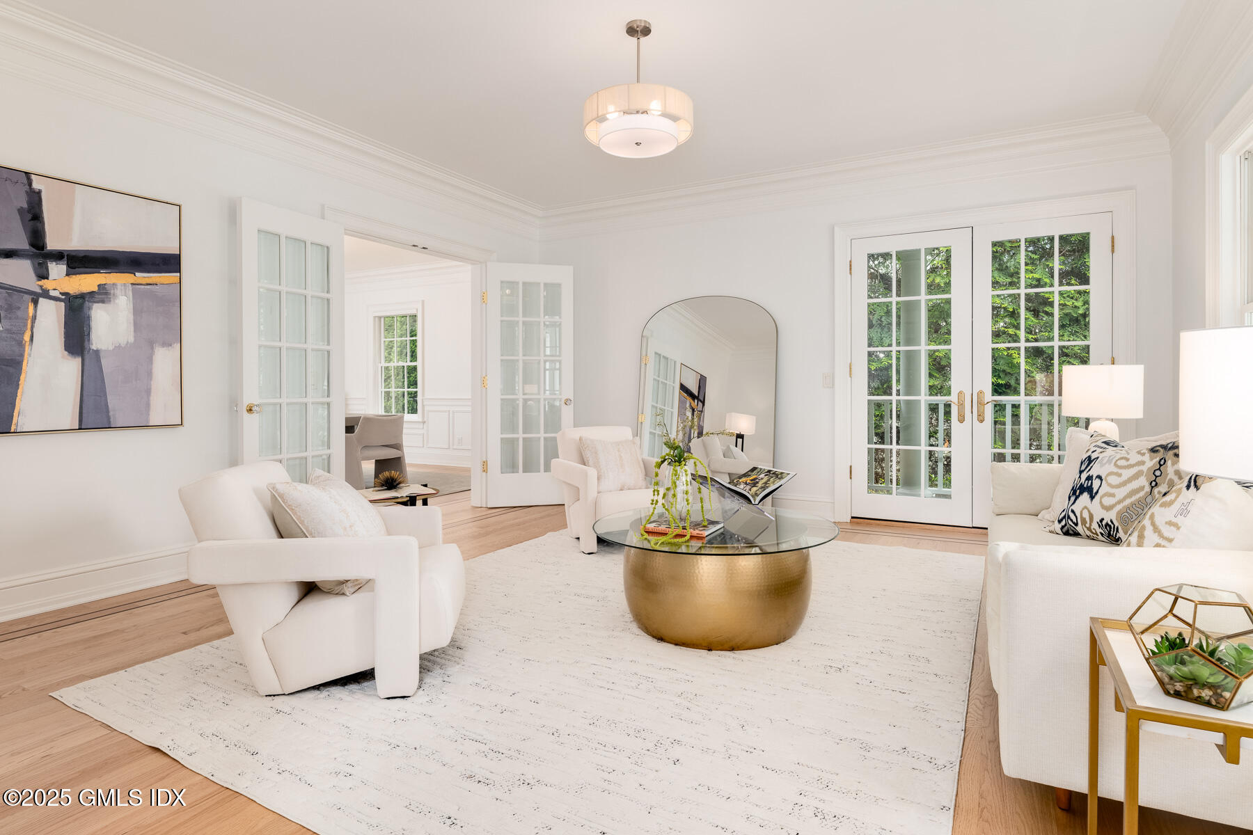 52 Breezemont Avenue Riverside, CT 06878 - Photo 5 of 27 Living Room