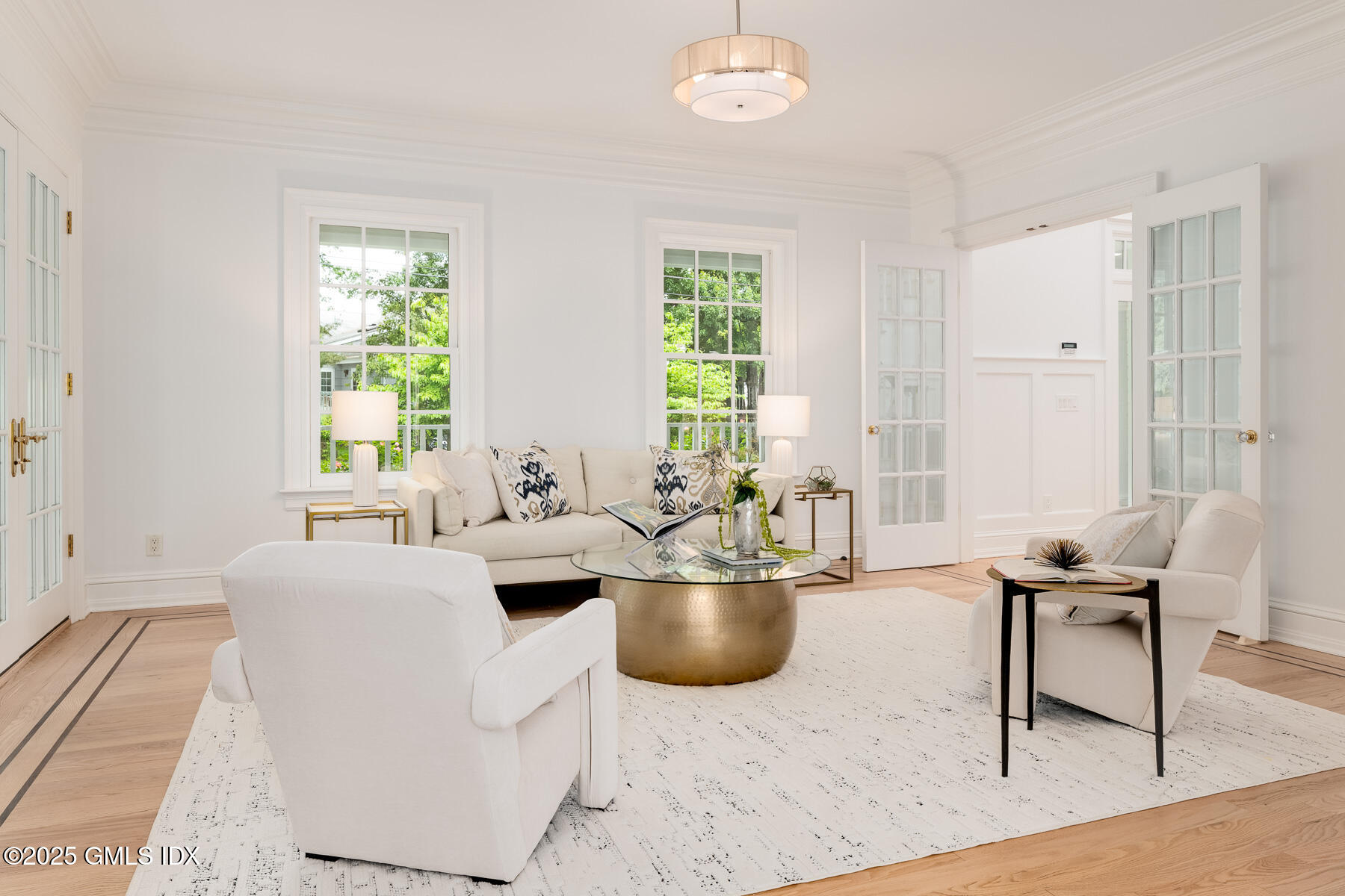 52 Breezemont Avenue Riverside, CT 06878 - Photo 6 of 27 Living Room