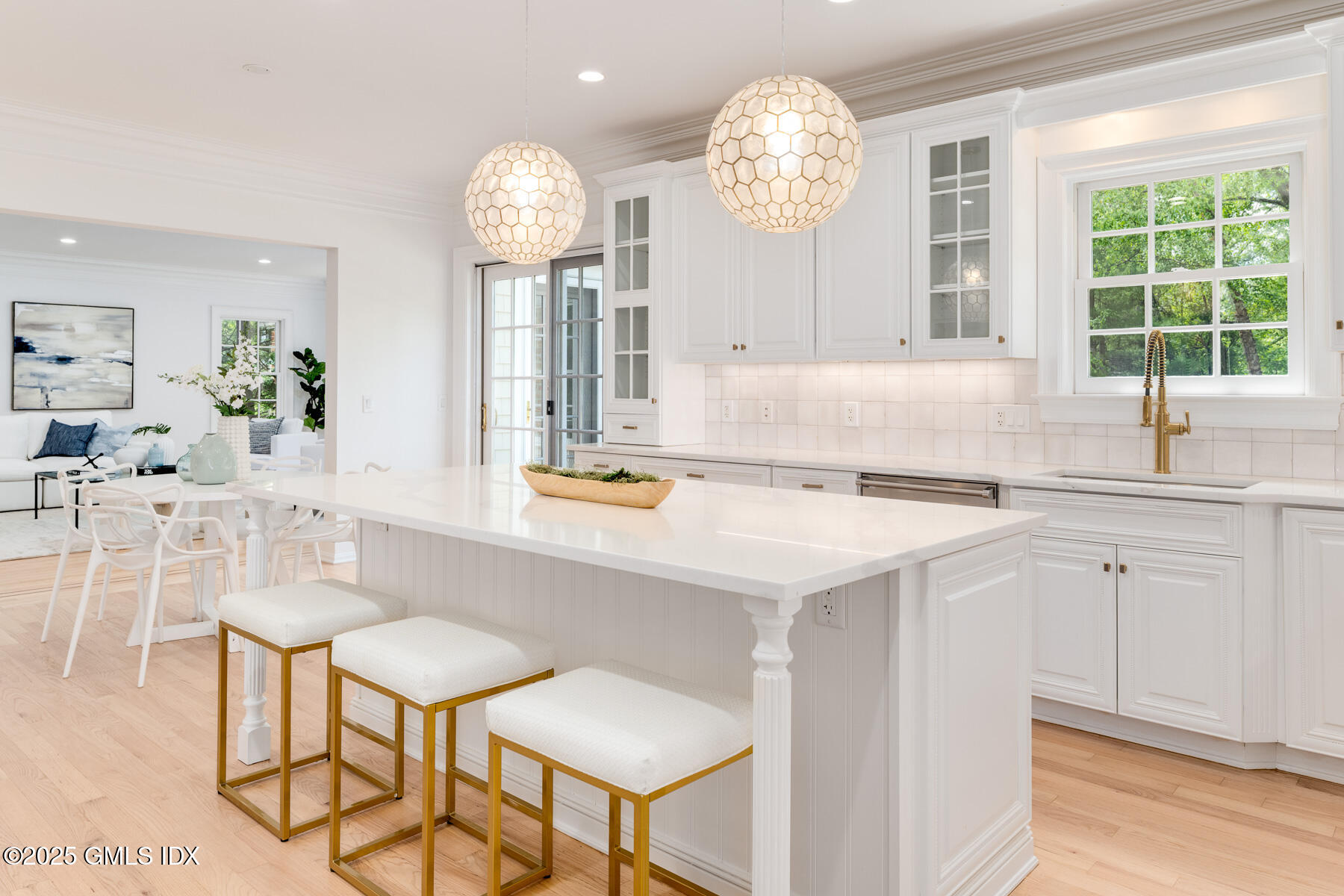 52 Breezemont Avenue Riverside, CT 06878 - Photo 8 of 27 Kitchen