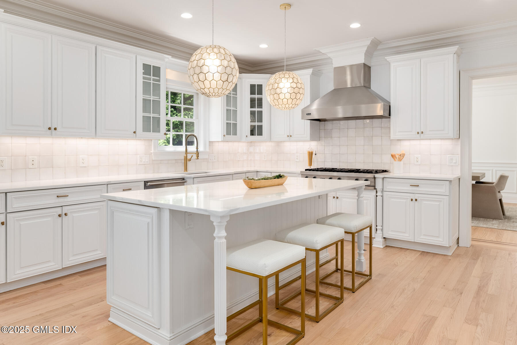 52 Breezemont Avenue Riverside, CT 06878 - Photo 9 of 27 Kitchen