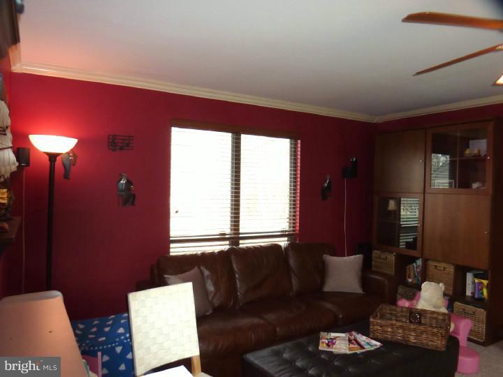 398 Turner Road Wallingford, PA 19086 - Photo 11 of 25