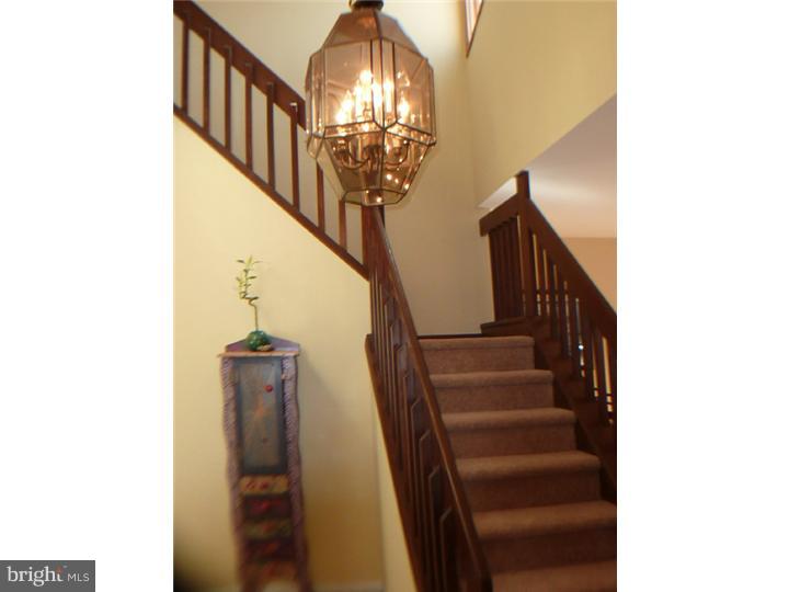 398 Turner Road Wallingford, PA 19086 - Photo 3 of 25
