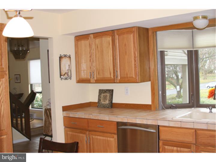398 Turner Road Wallingford, PA 19086 - Photo 9 of 25