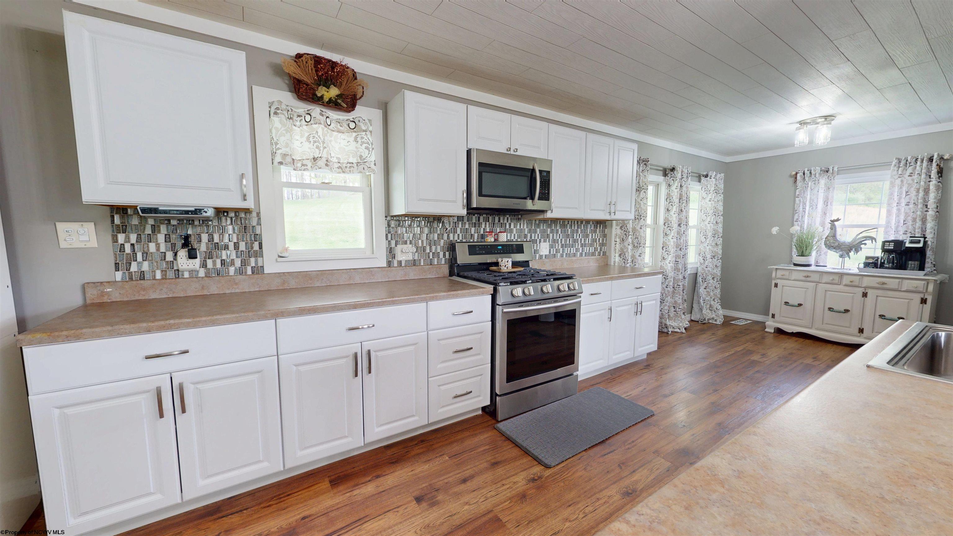 247 Burns Farm Road Grafton, WV 26354 - Photo 14 of 50 Gallery Image 14
