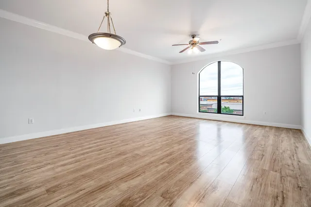 $289,500 | 2299 Lone Star Drive, Unit 405, Sugar Land, TX 77479