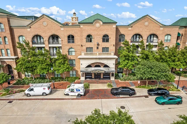 $289,500 | 2299 Lone Star Drive, Unit 405, Sugar Land, TX 77479