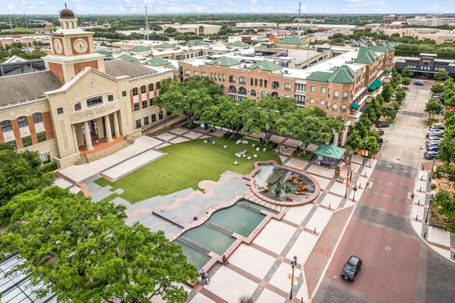 $289,500 | 2299 Lone Star Drive, Unit 405, Sugar Land, TX 77479