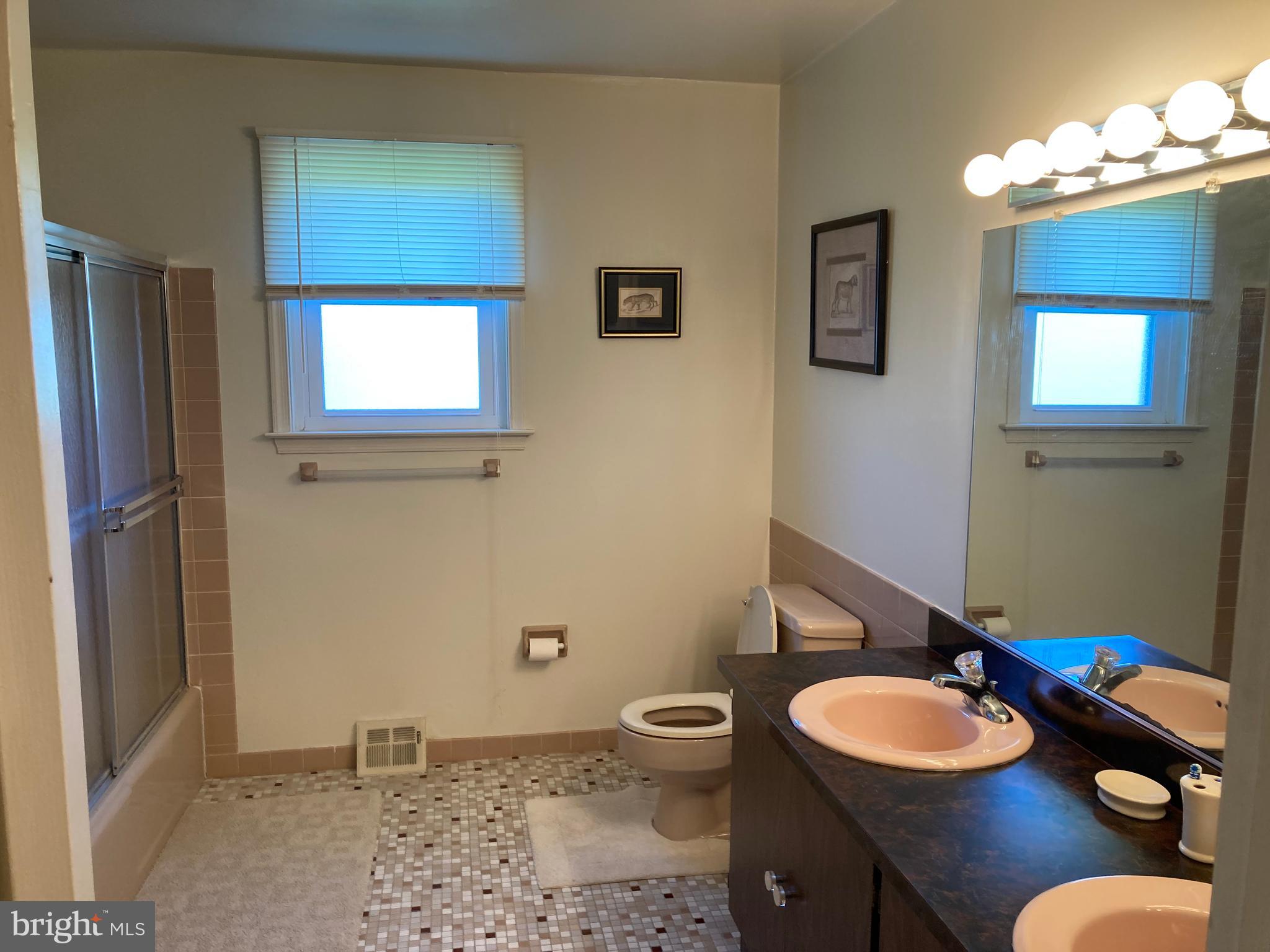 80 Snowflake Road Huntingdon Valley, PA 19006 - Photo 23 of 37 Gallery Image 23