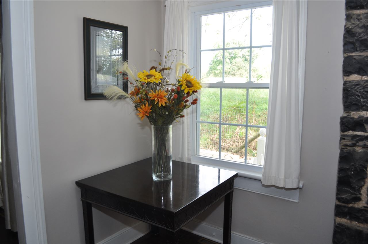 3994 Spring Hill Road Staunton, VA 24401 - Photo 16 of 41 a vase of flowers sitting on a table