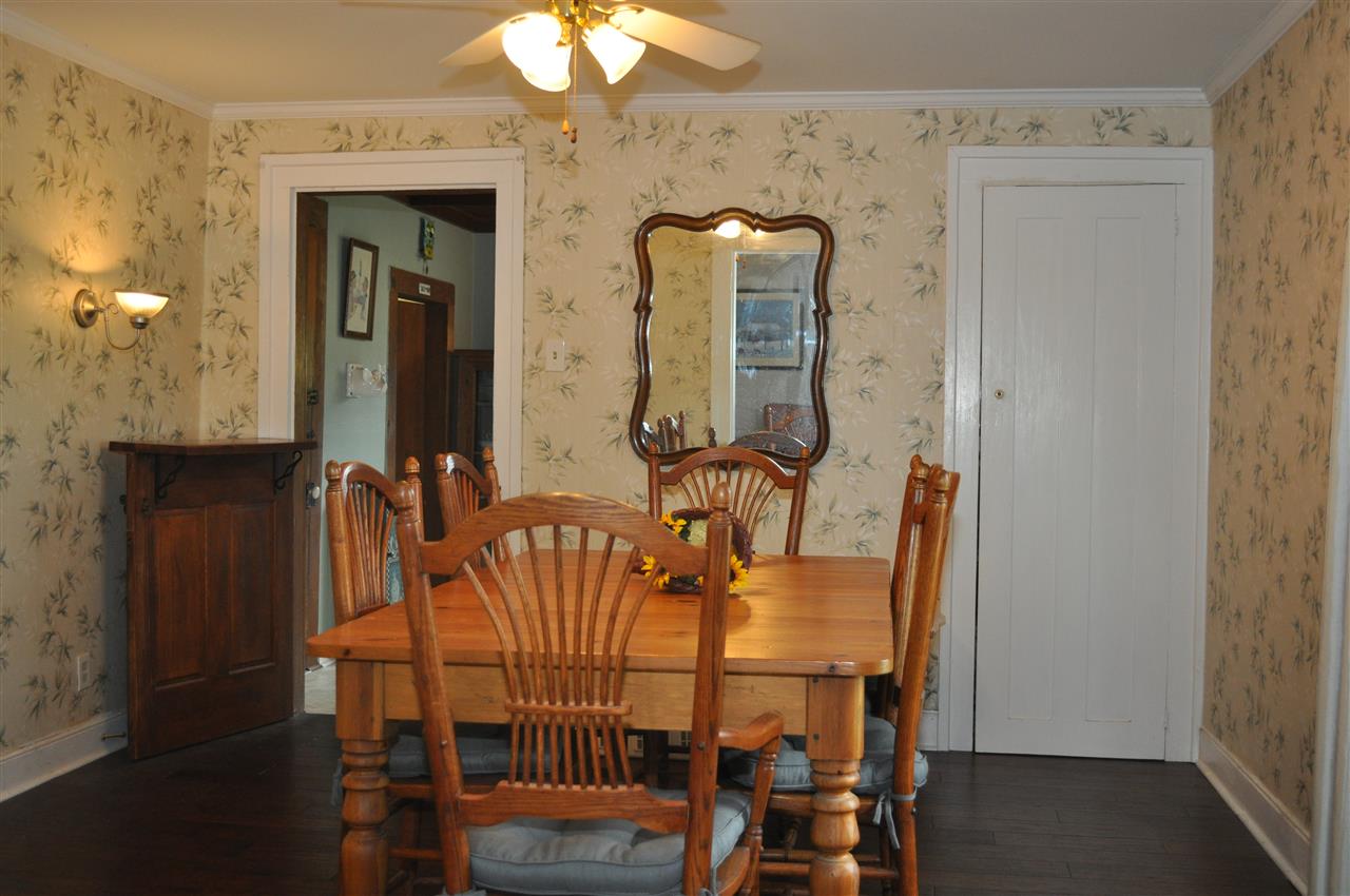 3994 Spring Hill Road Staunton, VA 24401 - Photo 17 of 41 a view of a hallway with seating area