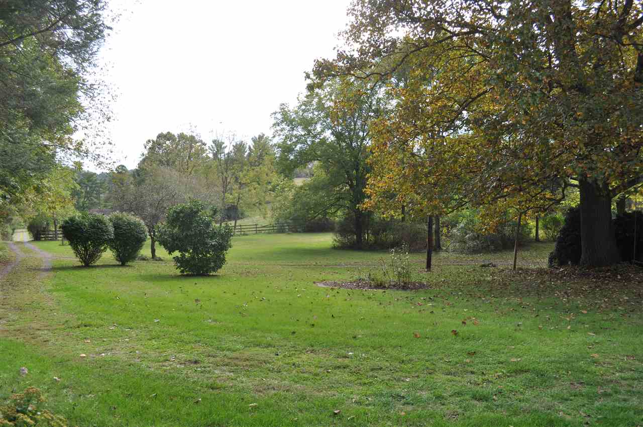 3994 Spring Hill Road Staunton, VA 24401 - Photo 9 of 41 a backyard of a house with lots of green space