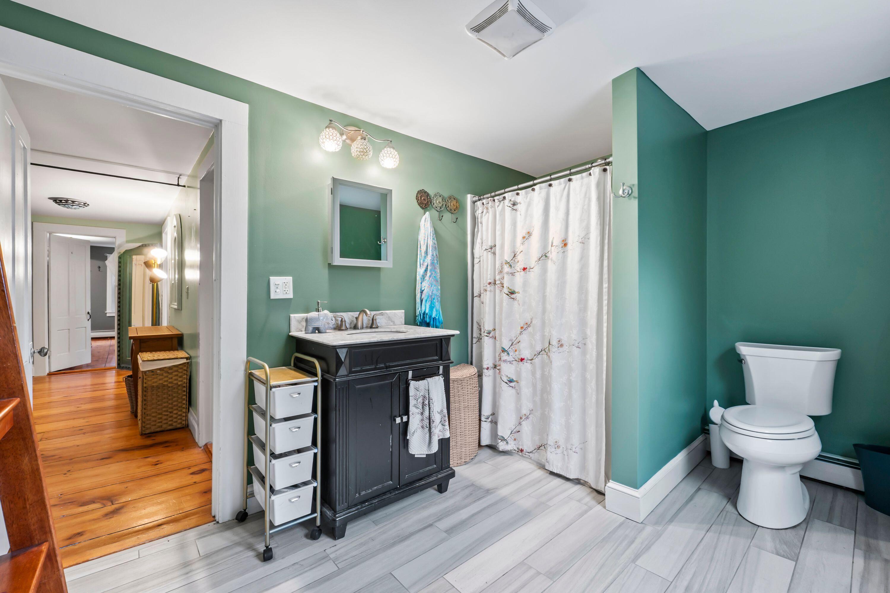 Undisclosed Address Manchester, ME 04351 - Photo 22 of 46 Primary bath