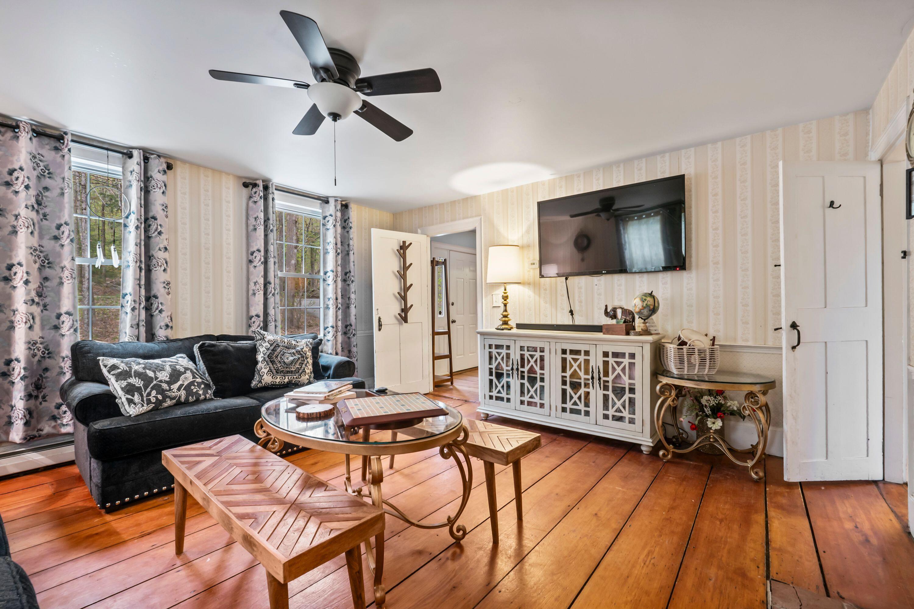 Undisclosed Address Manchester, ME 04351 - Photo 8 of 46 Formal livingroom