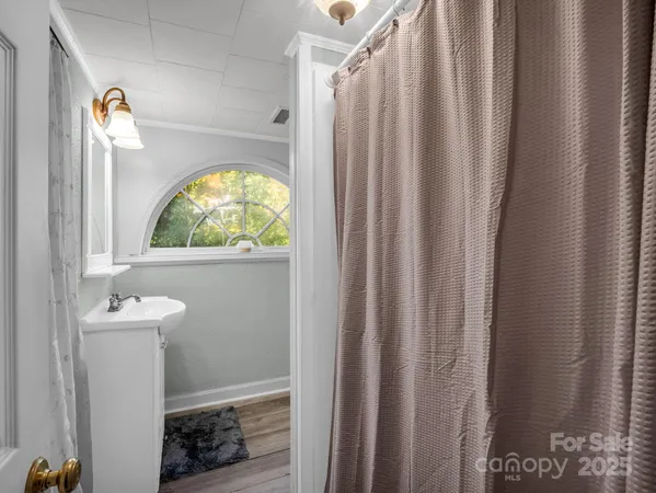 $299,900 | 187 East High Road, Bostic, NC 28018