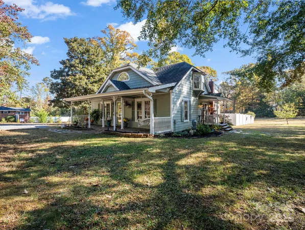 $299,900 | 187 East High Road, Bostic, NC 28018