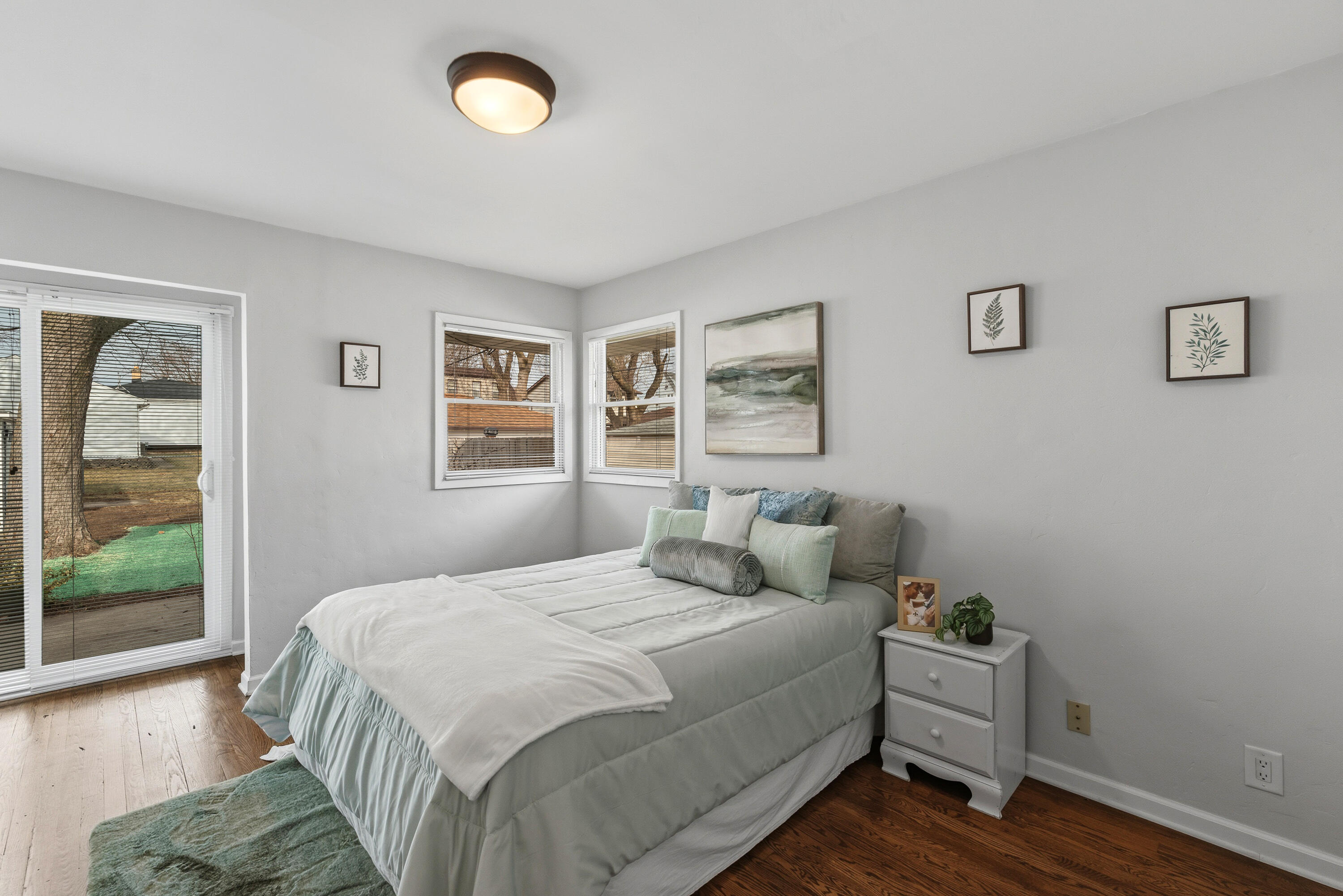 7007 North 41st Street Milwaukee, WI 53209 - Photo 18 of 27 7007 N 41st-18