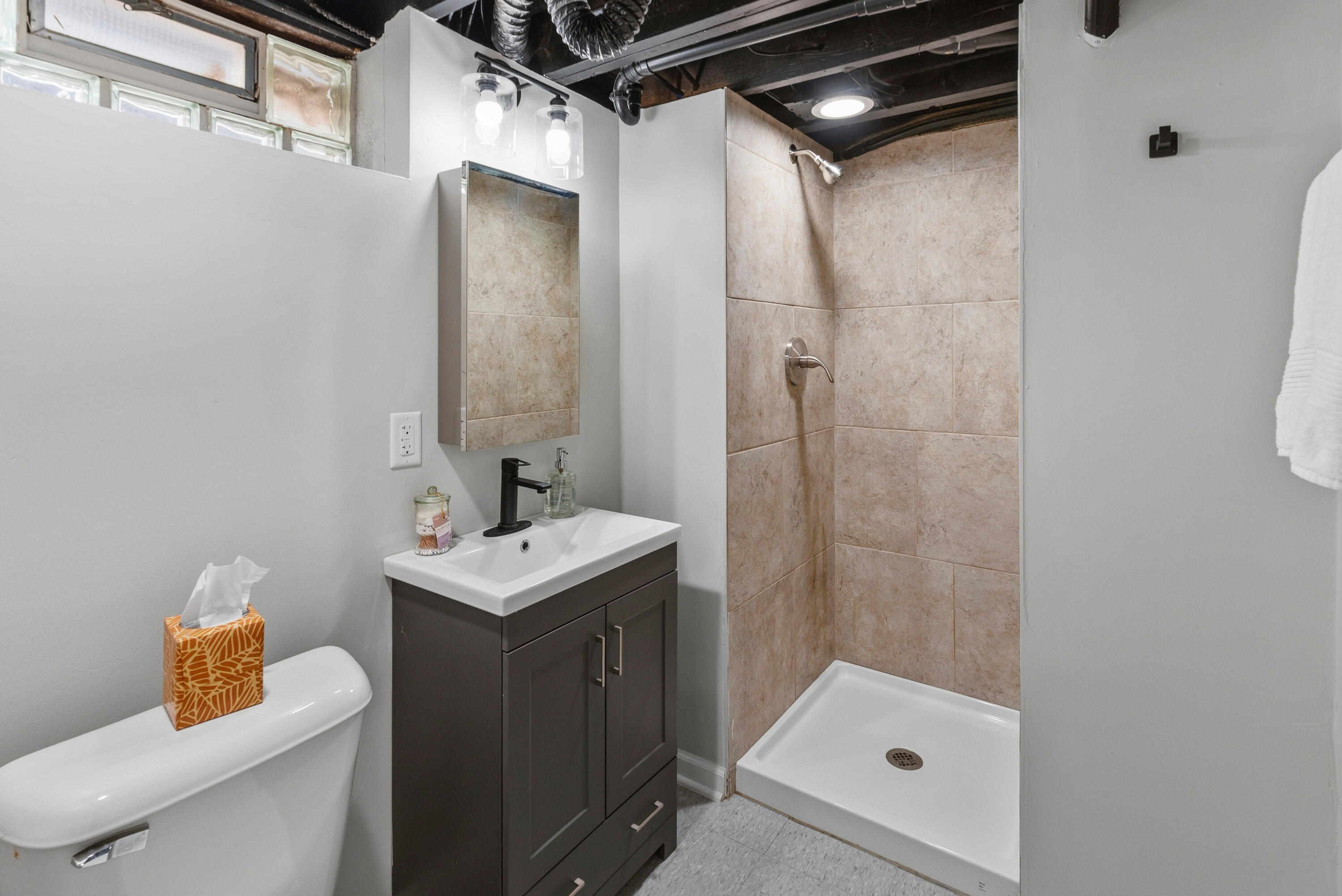 7007 North 41st Street Milwaukee, WI 53209 - Photo 27 of 27 7007 N 41st-27