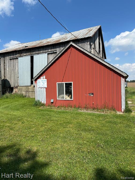 9548 Sharp Road Clifford, MI 48727 - Photo 33 of 43