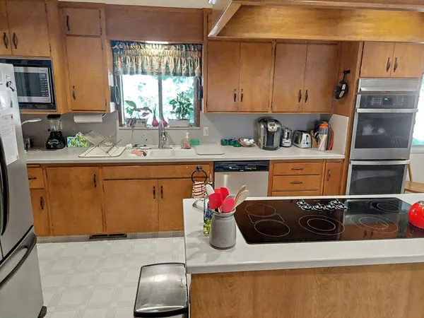 $979,000 | 43008 Dr 152, Orosi, CA 93647