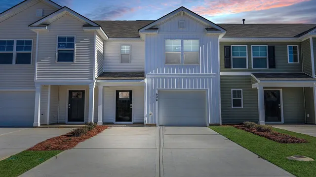 $314,900 | 630 Pleasant Grv Way, Summerville, SC 29486