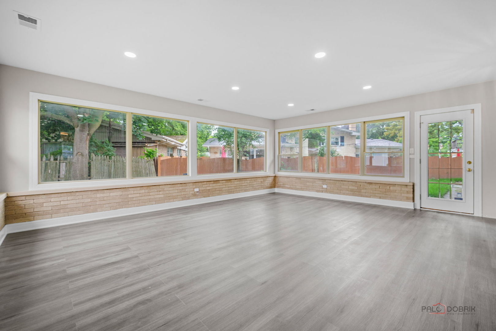 2913 West Sibley Street Park Ridge, IL 60068 - Photo 7 of 22