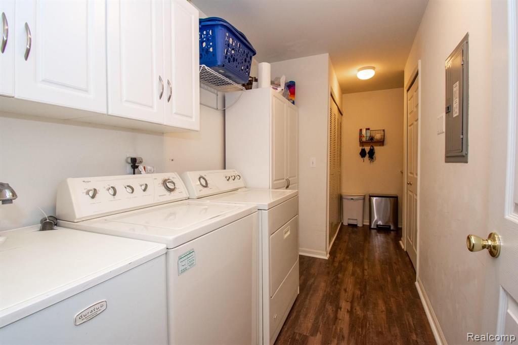 11878 Farmington Road Livonia, MI 48150 - Photo 21 of 26