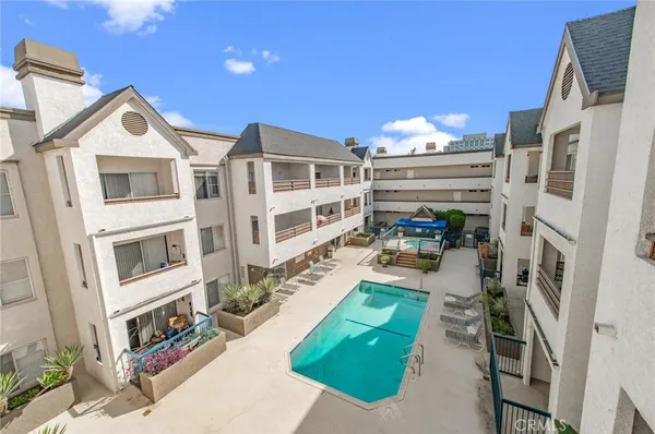 $378,000 | 300 North El Molino Avenue, Unit 312, Pasadena, CA 91101