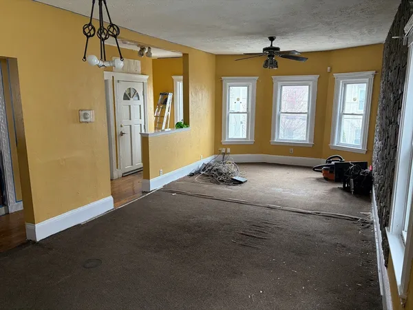 $949,900 | 28 Vernal Street, Everett, MA 02149