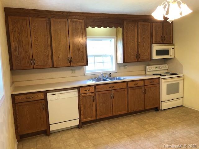3529 Cliffside Road Mooresboro, NC 28114 - Photo 3 of 11 Gallery Image 3