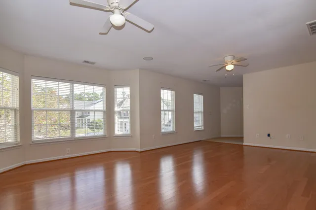 $3,500 | 443 Green Park Lane, Goose Creek, SC 29445