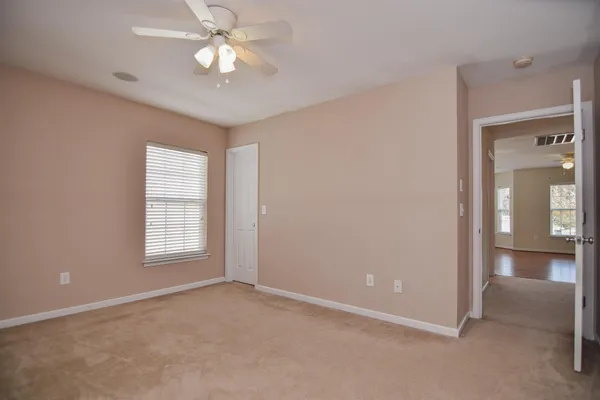 $3,250 | 443 Green Park Lane, Goose Creek, SC 29445