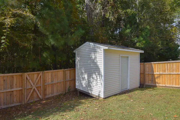 $3,250 | 443 Green Park Lane, Goose Creek, SC 29445