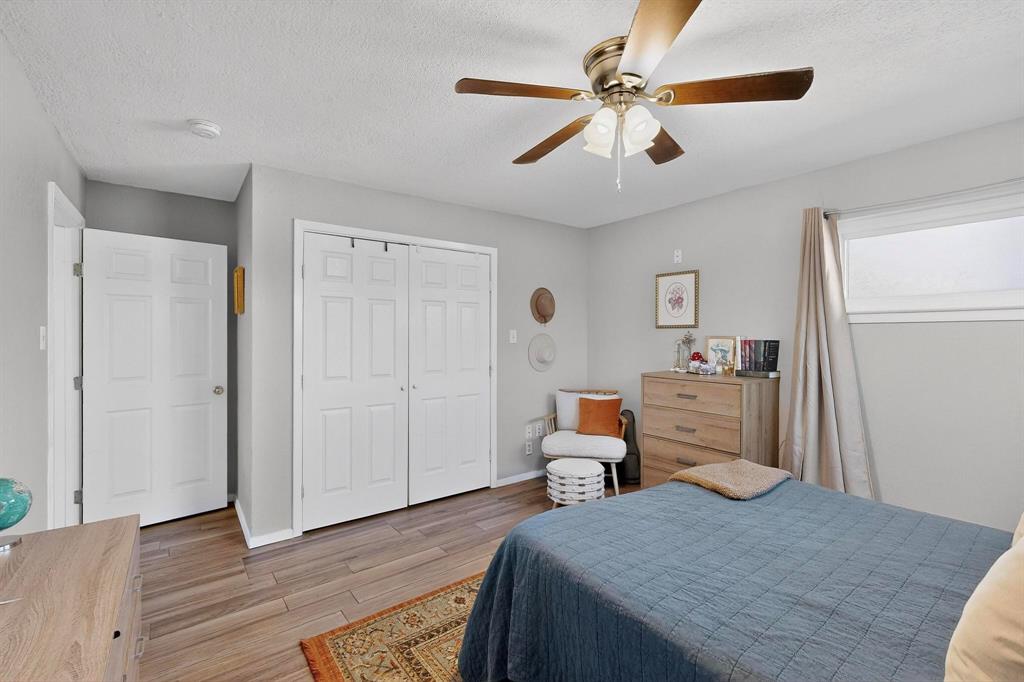 153 Sheri Lane Hurst, TX 76053 - Photo 13 of 16 153 Side - Primary Bedroom