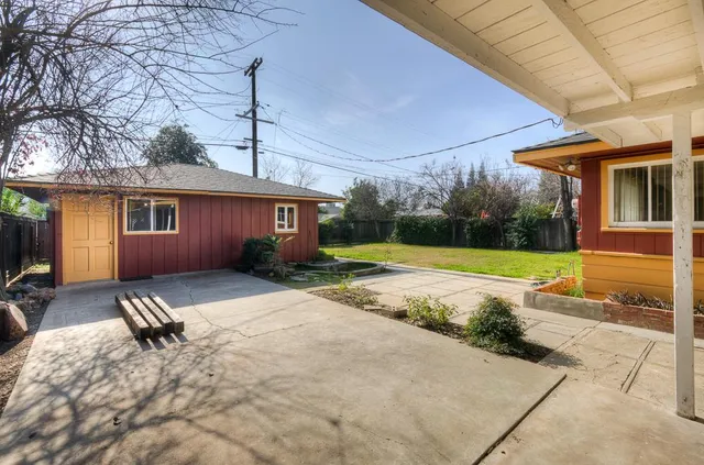$280,000 | 2121 5th Street, Sanger, CA 93657