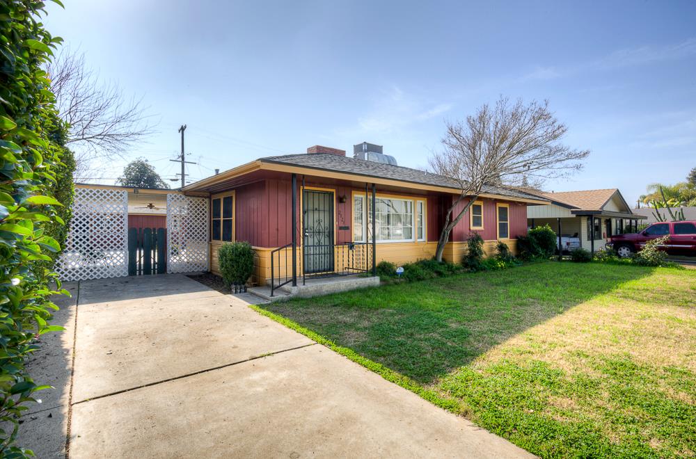 2121 5th Street Sanger, CA 93657 - Photo 9 of 38