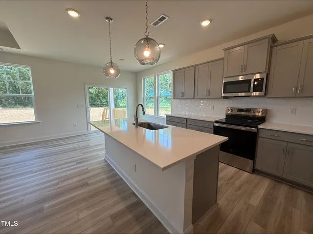 $447,025 | 114 Frost Mdw Way, Lillington, NC 27546