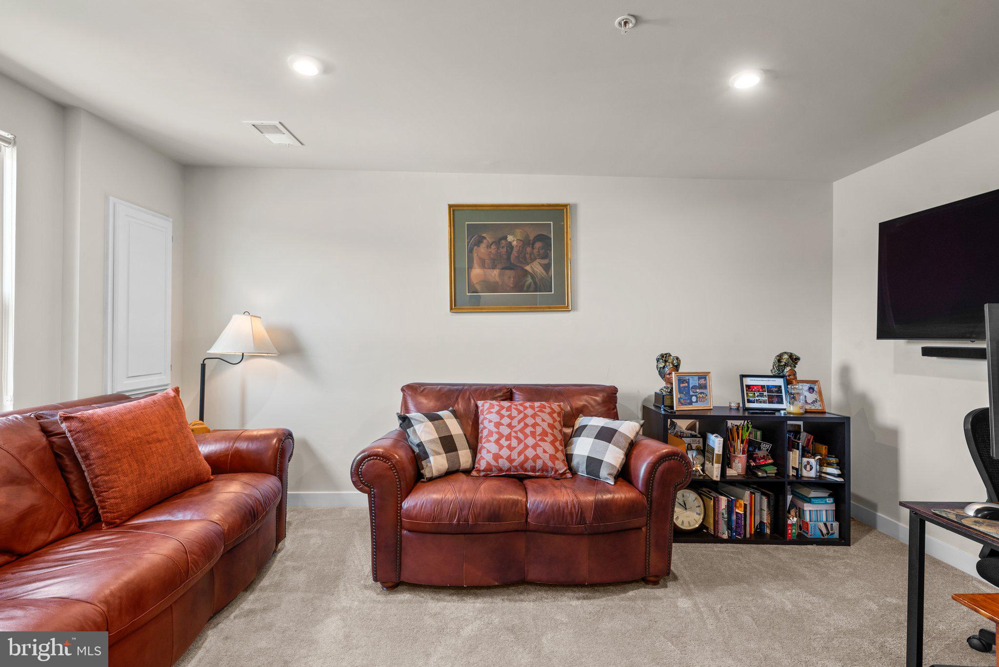 1132 Patuxent Greens Drive Laurel, MD 20708 - Photo 9 of 44 Entry Level Den/Office