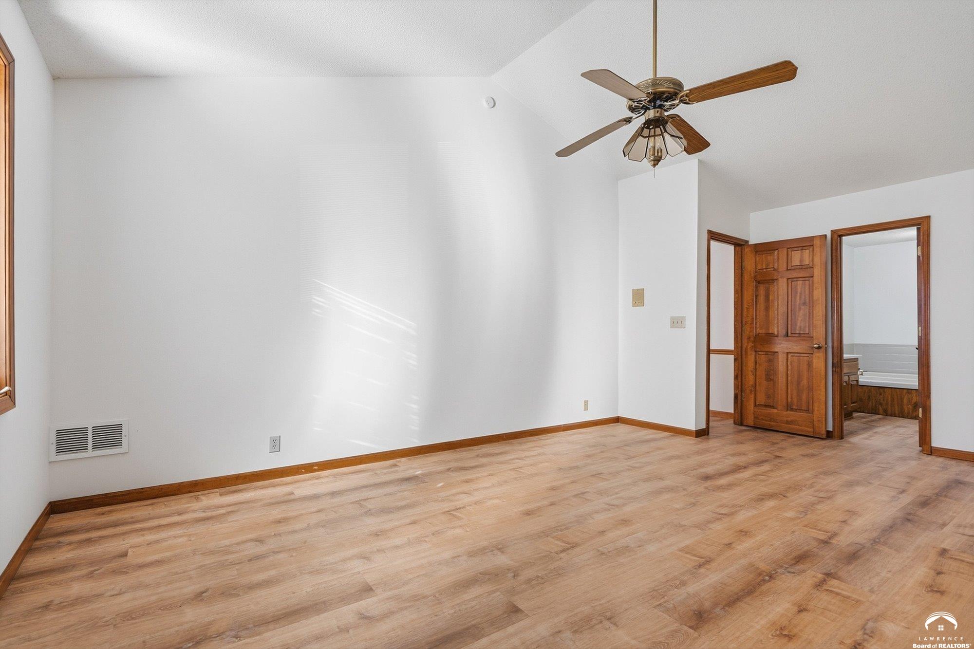 2018 Crossgate Drive Lawrence, KS 66047 - Photo 13 of 35