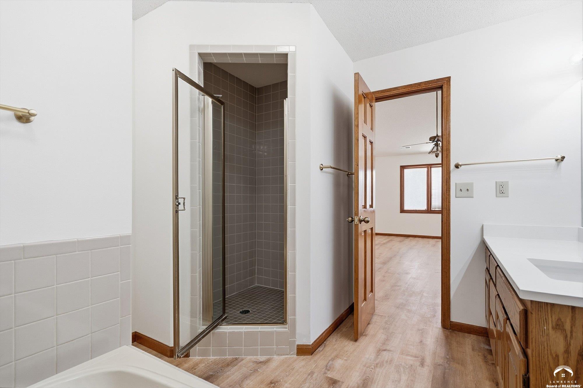 2018 Crossgate Drive Lawrence, KS 66047 - Photo 15 of 35